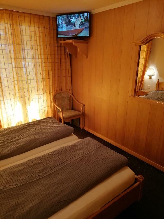 Petit Helvetia Budget Hotel Zermatt Exteriér fotografie