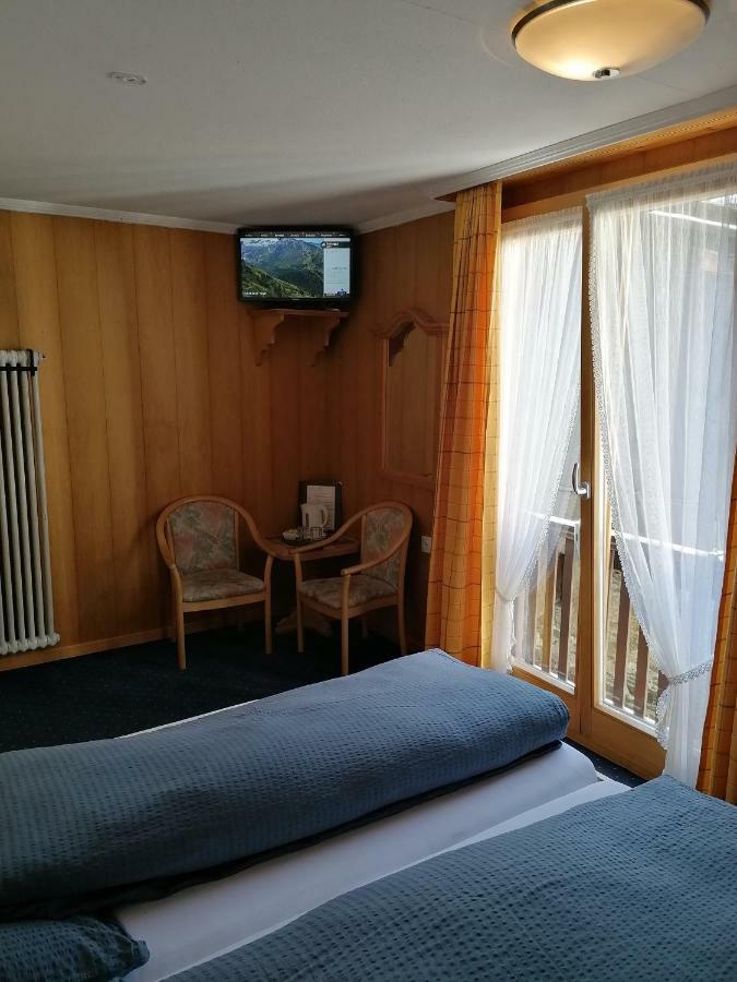 Petit Helvetia Budget Hotel Zermatt Exteriér fotografie