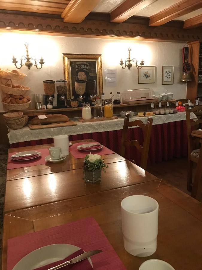 Petit Helvetia Budget Hotel Zermatt Exteriér fotografie